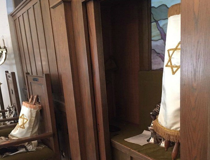 Utah County Chabad Rescues Ancient Torah Scroll - Chabad Lubavitch World  Headquarters