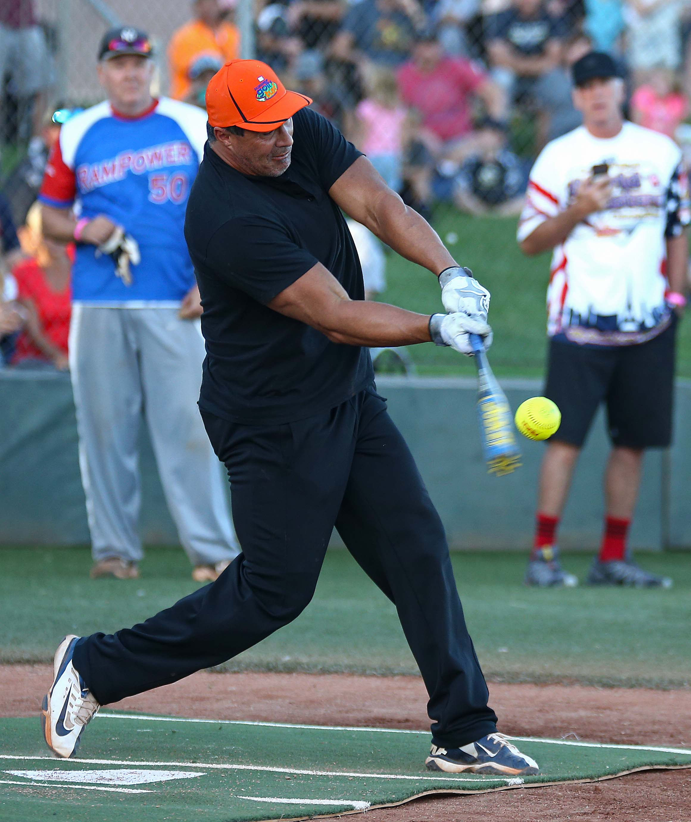 Jose Canseco brings awareness to opiate addiction at charity ball game