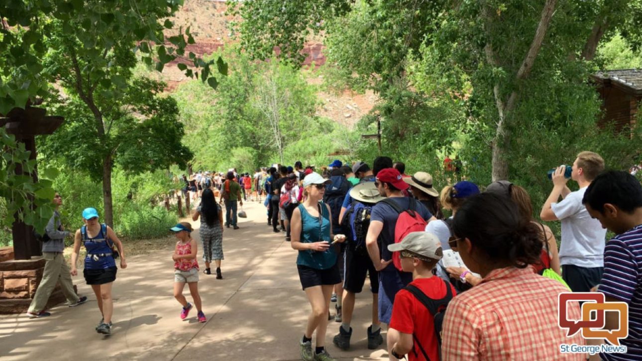 Huge crowds expected, Zion National Park warns of wait times St