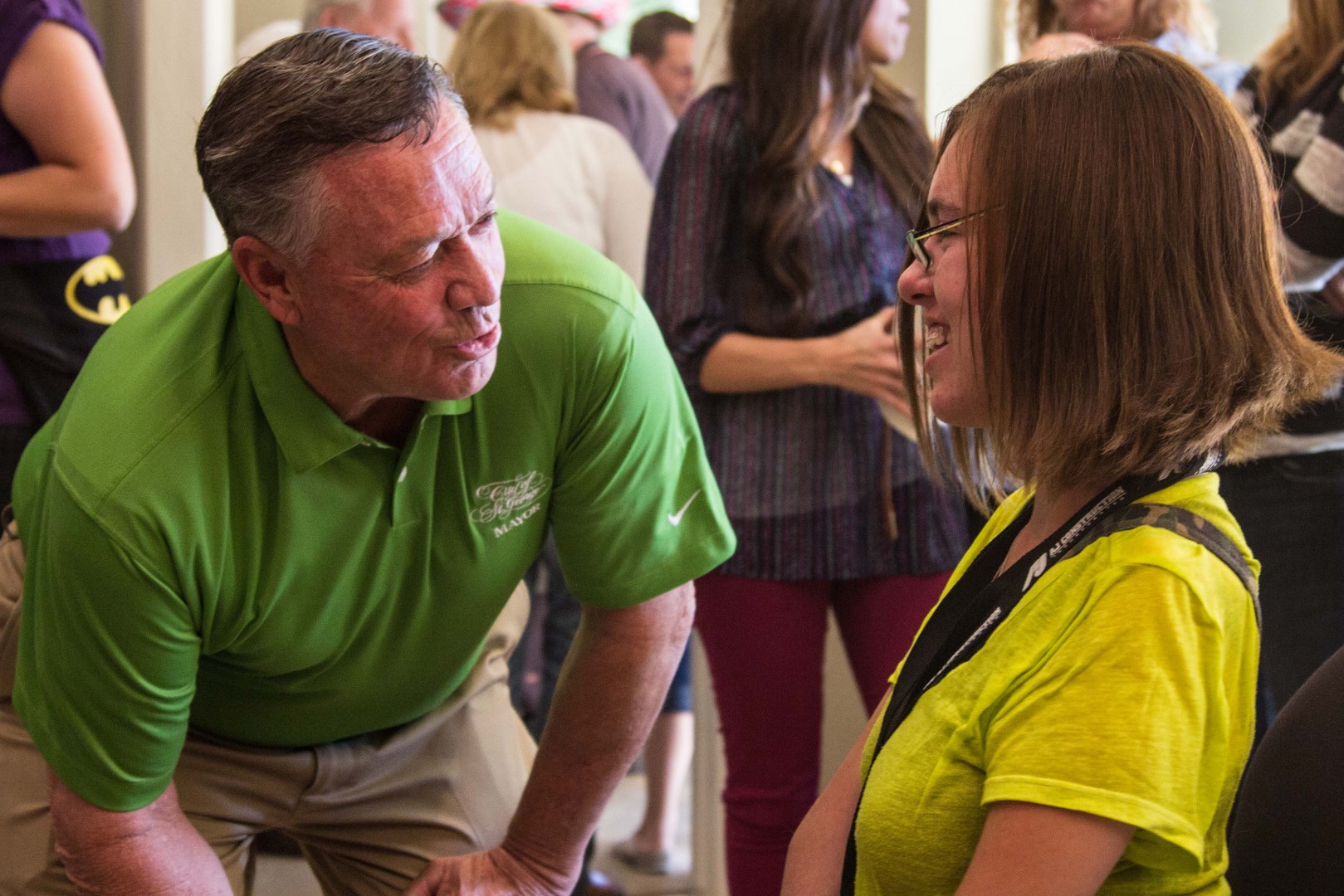 L to R: St. George Mayor Dan McArthur and Lindsey Smith at ribbon-cutting ceremony for her new home