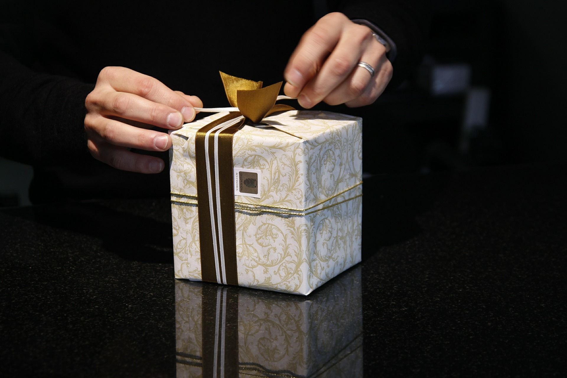 The science of gift wrapping explains why sloppy is better