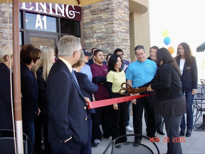 The grand opening of Bella Marie's Pizzeria features a ribbon cut.St. George, Utah, 2009 | Photo Credit: Marie Perez, St. George News