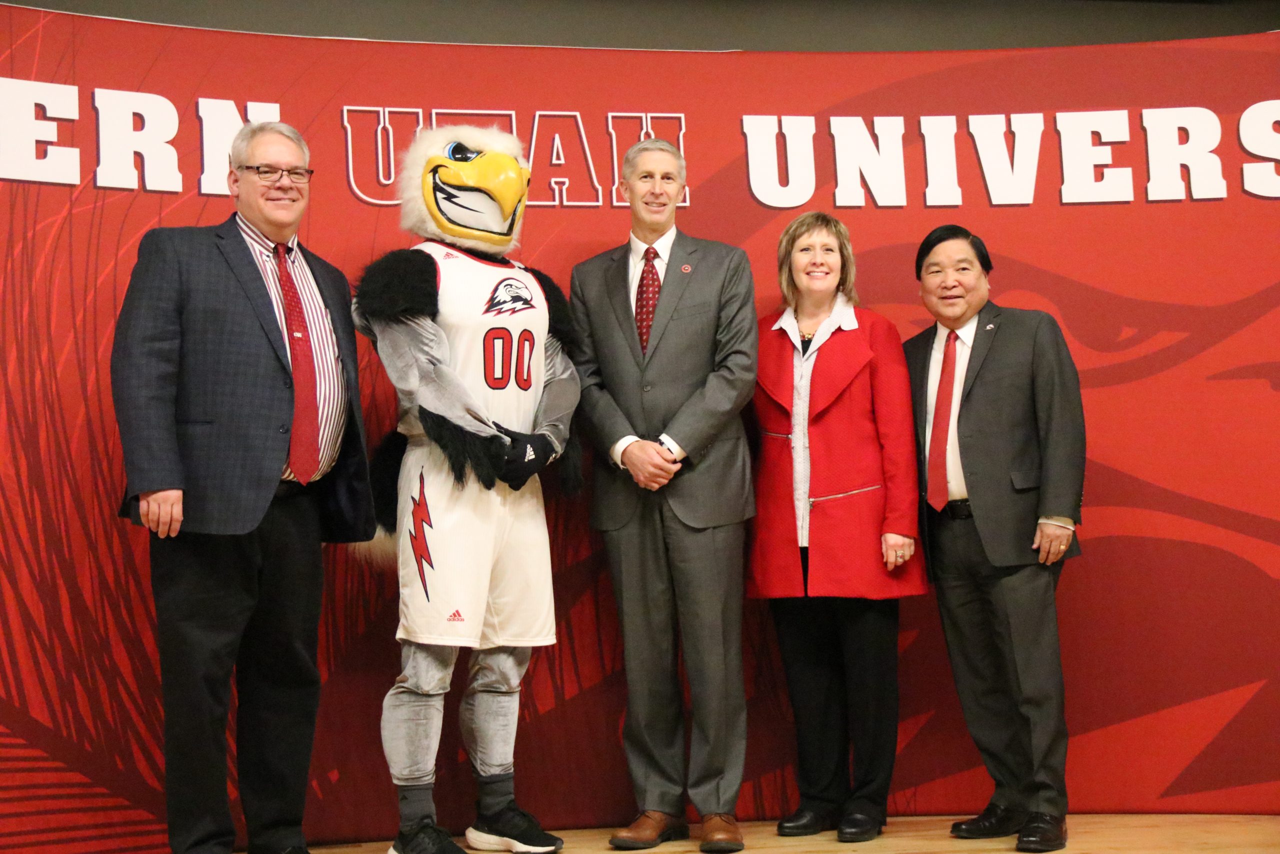 Thunderbirds mascot Cool Bird takes on Evening reporter Saint