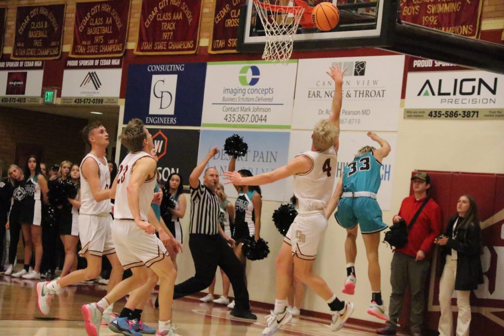 Utah high school basketball now using 35-second shot clock; new 'mercy  rule' also in effect – Cedar City News