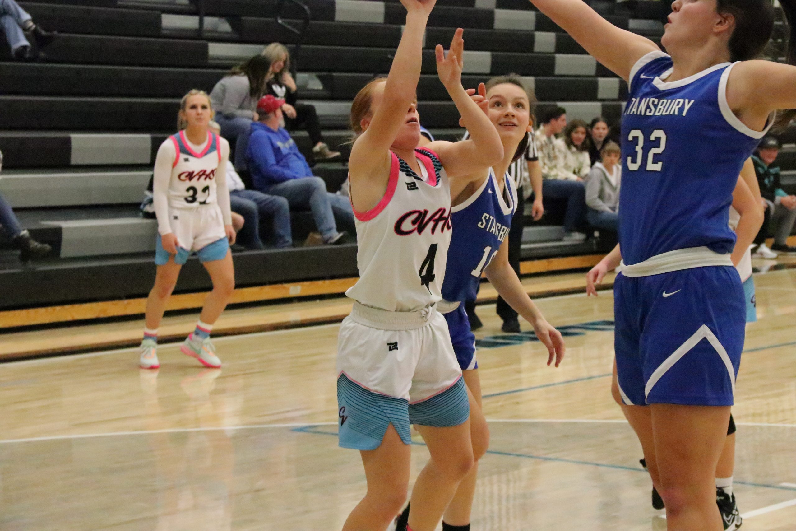 Utah high school basketball now using 35-second shot clock; new 'mercy  rule' also in effect – Cedar City News