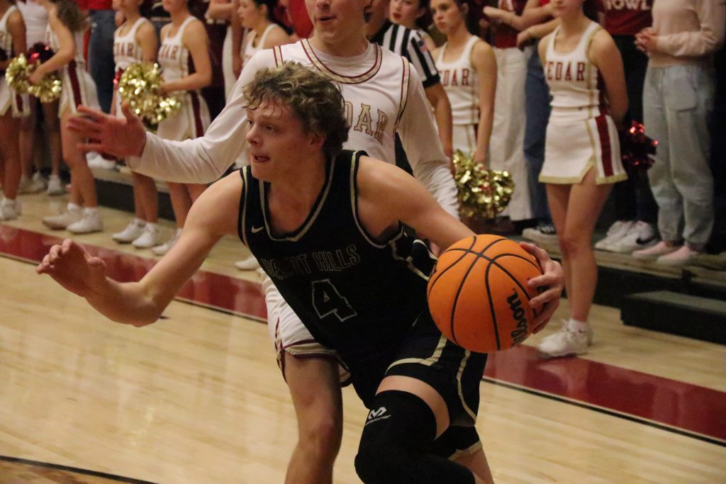 Region 10 boys basketball: Crimson Cliffs, Dixie, Desert Hills all win;  Flyers pulling ahead of pack – St George News