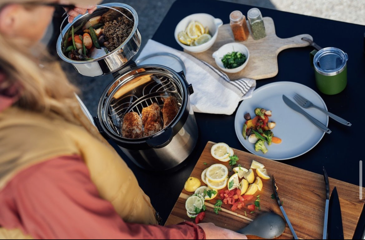 If a crockpot and a Dutch oven had a baby: This Utah invention is changing  the way to cook outdoors – St George News